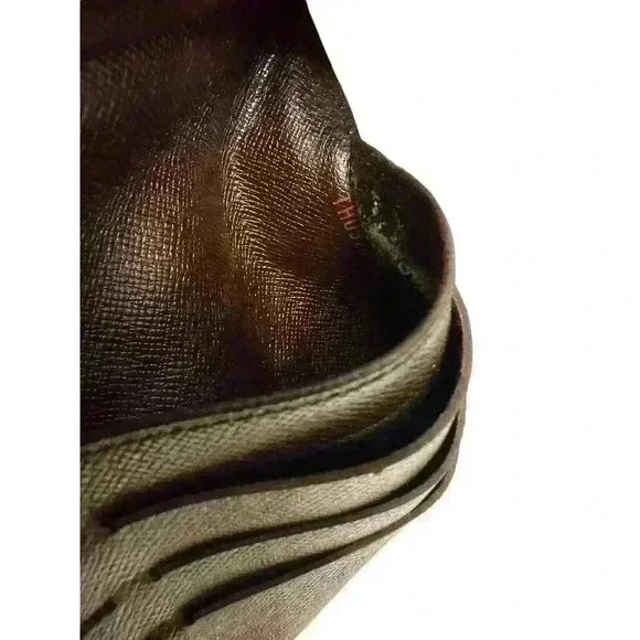 Authentic Louis Vuitton Monogram Porte Tresor Vintage Distressed M61215 Wallet - Picture 2 of 11